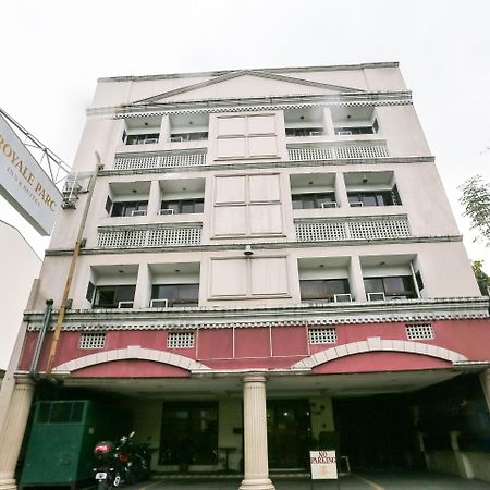 OYO 406 Royal Parc Inn & Suites Quezon City Exterior foto