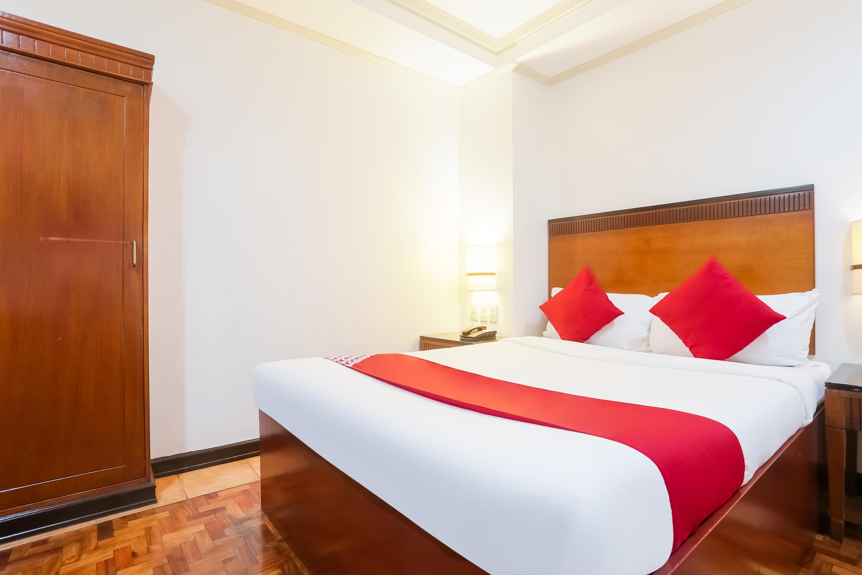 OYO 406 Royal Parc Inn & Suites Quezon City Exterior foto