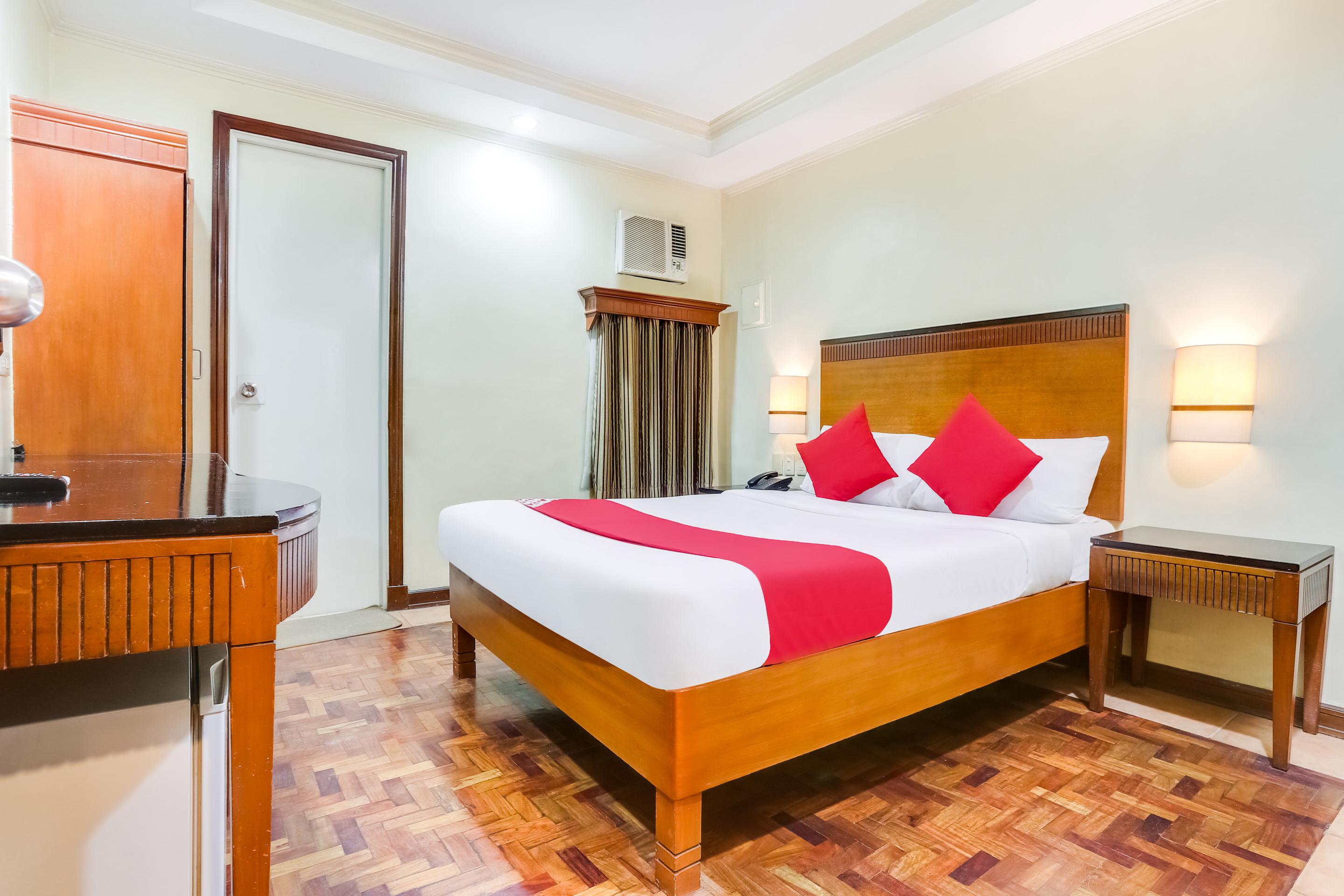 OYO 406 Royal Parc Inn & Suites Quezon City Exterior foto