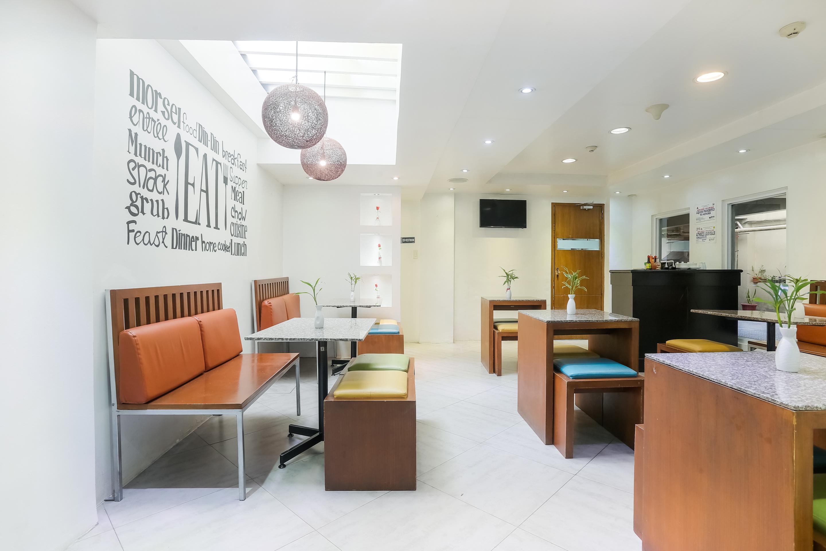 OYO 406 Royal Parc Inn & Suites Quezon City Exterior foto