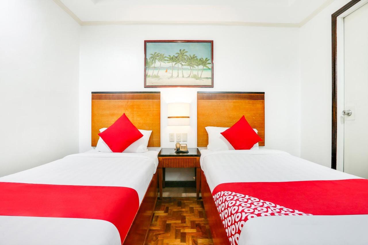 OYO 406 Royal Parc Inn & Suites Quezon City Exterior foto